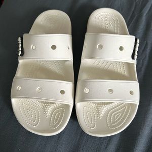 Women size 10 crocs